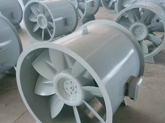 �����ş��L�C���b�˜ʻ��Լ��M�bҪ��